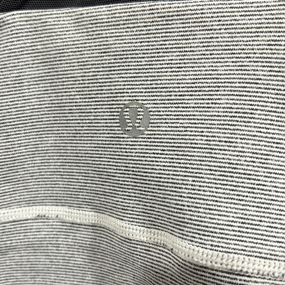 Lululemon scoop neck tank top - Picture 4 of 5